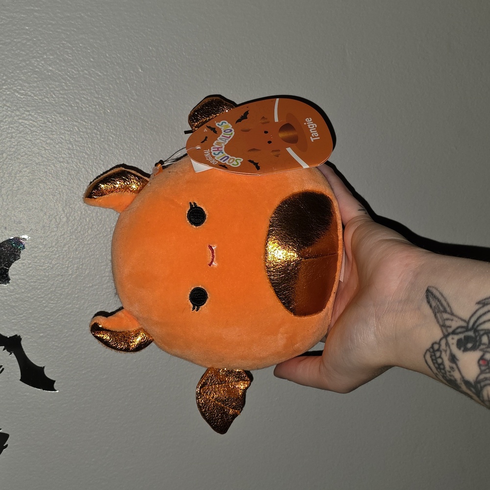 Squishmallows Orange Plush with Shiny Gold Details